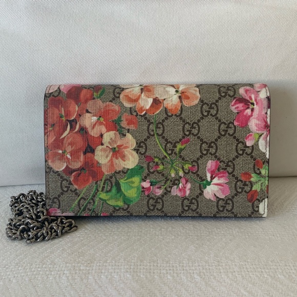 🔴SOLD🔴Gucci Bag - Picture 2 of 16